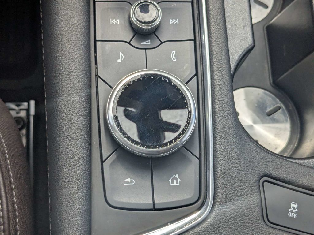 Used 2021 Cadillac XT6 Premium Luxury FWD image 43