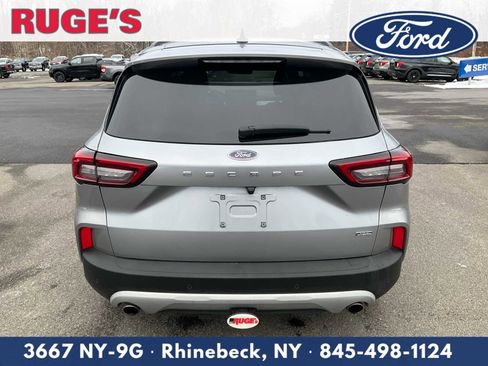 Used 2023 Ford Escape SE w/ PHEV Premium Package image 4