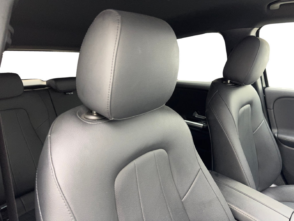 Used 2025 Mercedes-Benz GLA 250 image 45