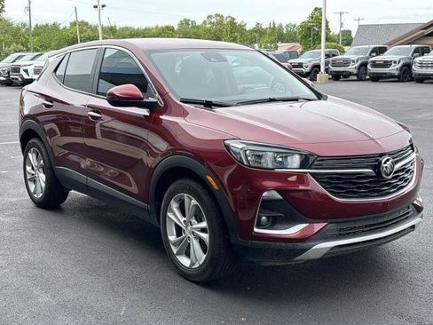 Used 2023 Buick Encore GX Preferred w/ Cold Weather Comfort Package FWD image 2