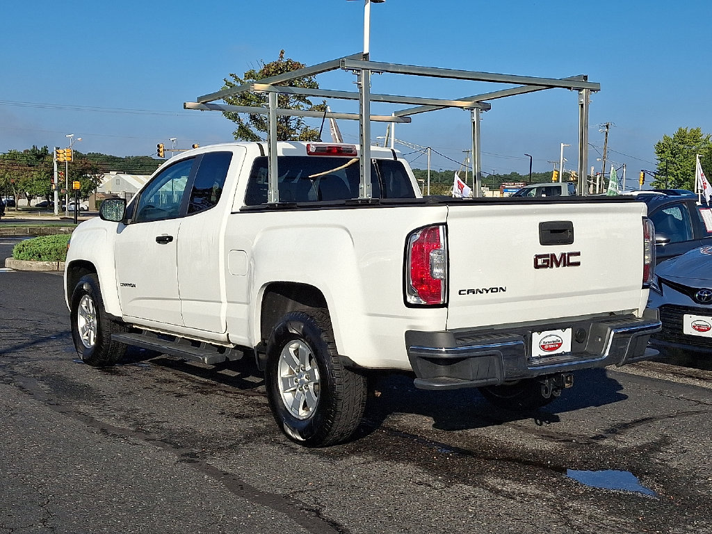 Used 2019 GMC Canyon W/T w/ Convenience Package RWD image 4