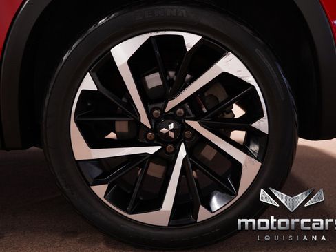 Used 2023 Mitsubishi Outlander SE image 17