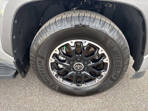 Used 2023 Toyota Sequoia Limited image 35