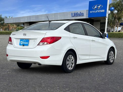 Used 2015 Hyundai Accent GLS image 3