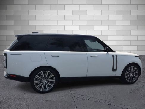 Used 2023 Land Rover Range Rover Long Wheelbase SE AWD/4WD image 6