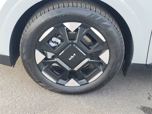 New 2026 Kia Carnival EX image 31