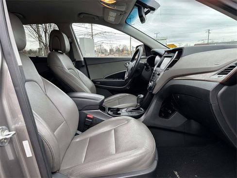 Used 2018 Hyundai Santa Fe Sport image 26