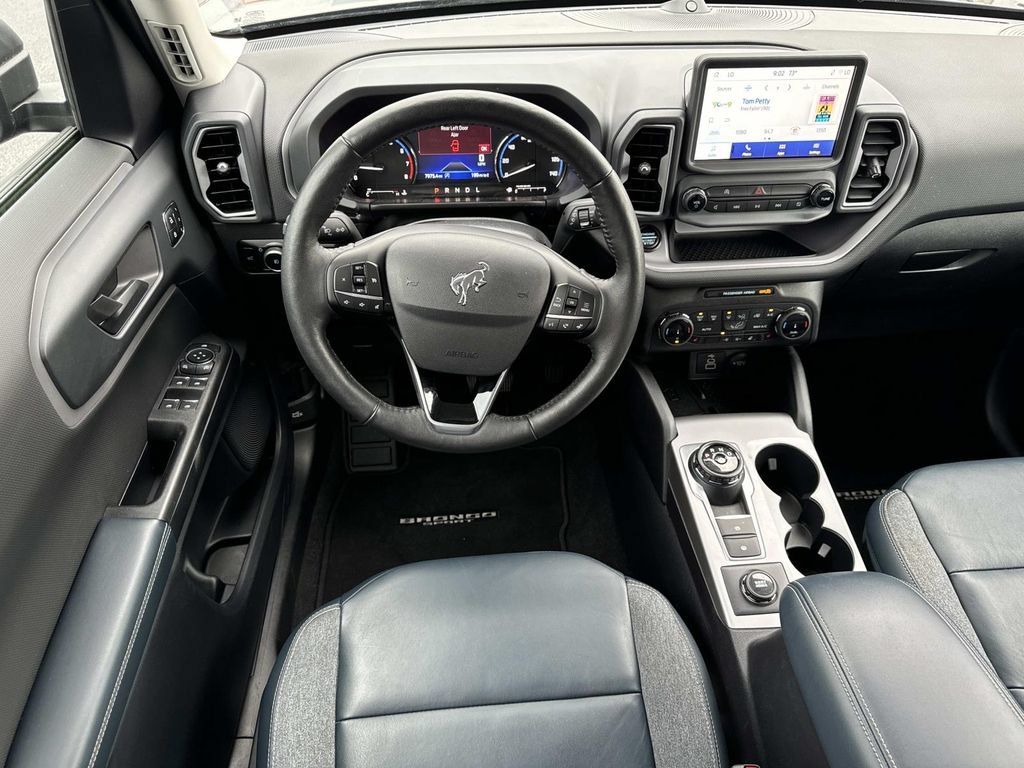 Used 2023 Ford Bronco Sport Outer Banks w/ Tech Package AWD/4WD image 13