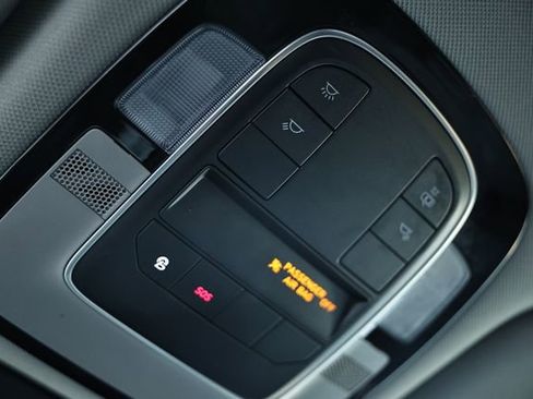 Used 2022 Hyundai Santa Fe SEL image 40