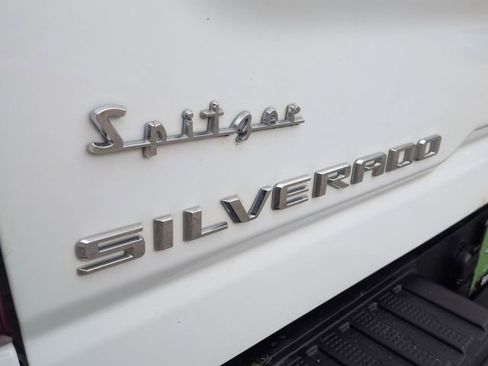 Used 2024 Chevrolet Silverado 2500 Custom w/ Custom Value Package AWD/4WD image 33