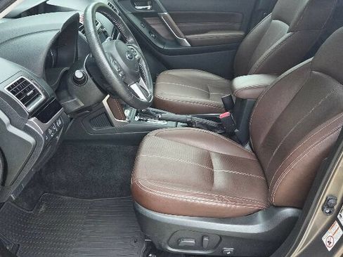 Used 2018 Subaru Forester 2.5i Touring w/ Popular Package #2 AWD/4WD image 10