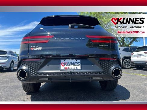 Used 2025 Genesis GV70 3.5T Sport AWD/4WD image 15