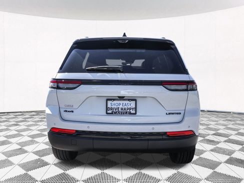 New 2025 Jeep Grand Cherokee Limited w/ Luxury Tech Group II image 13