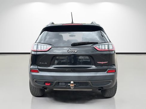 Used 2019 Jeep Cherokee Trailhawk w/ Cold Weather Group AWD/4WD image 4