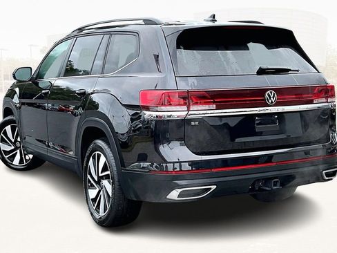 Used 2024 Volkswagen Atlas SE image 4