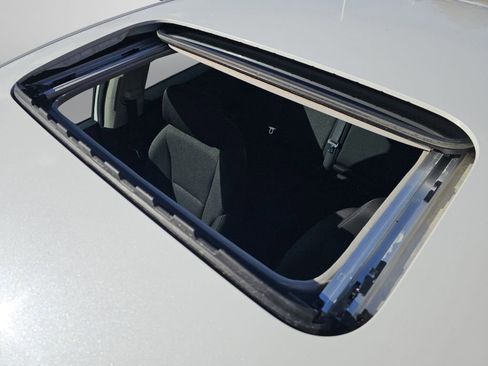 Used 2024 Honda Accord EX image 28