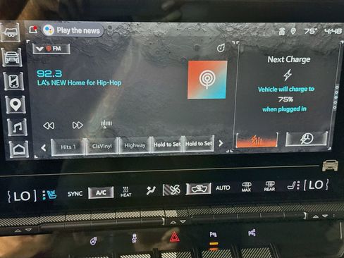 Used 2024 GMC Hummer EV 2X w/ LPO, Illumination Package AWD/4WD image 17