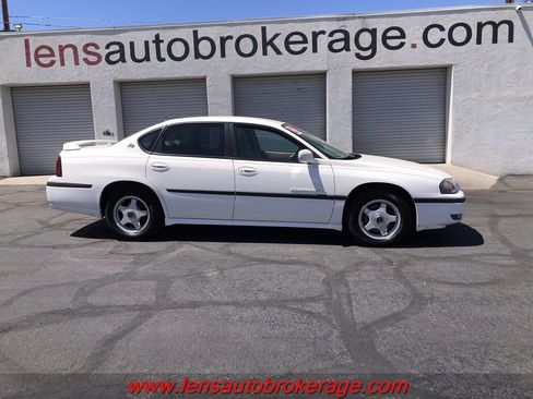 Used 2002 Chevrolet Impala LS w/ Preferred Equipment Group FWD image 1