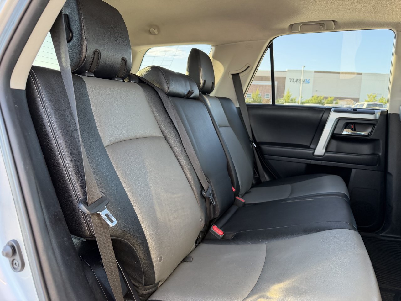 Used 2021 Toyota 4Runner SR5 Premium w/ Moonroof Package AWD/4WD image 27