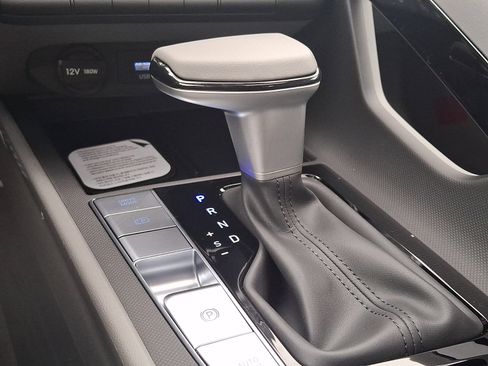 New 2026 Hyundai Elantra SEL Sport Premium FWD image 11