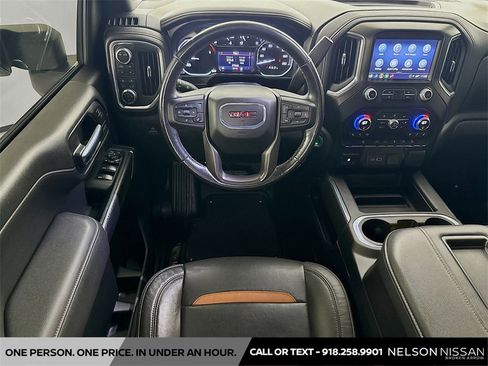 Used 2022 GMC Sierra 2500 AT4 image 21