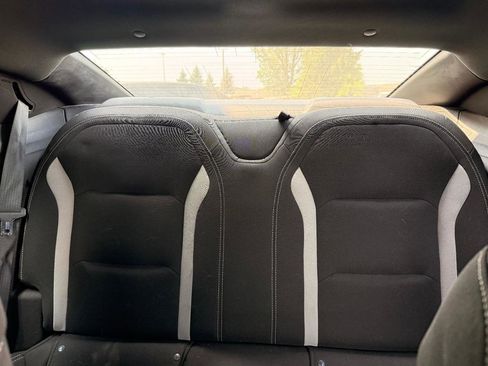 Used 2021 Chevrolet Camaro LT w/ Technology Package RWD image 18