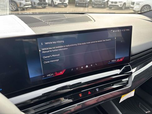 New 2026 BMW 530i xDrive w/ M Sport Package AWD/4WD image 20