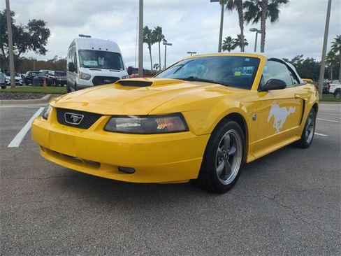 Used 2004 Ford Mustang GT image 8