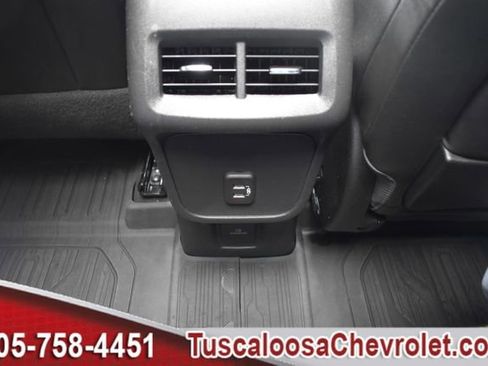 Used 2023 GMC Terrain AT4 w/ Tech Package image 28