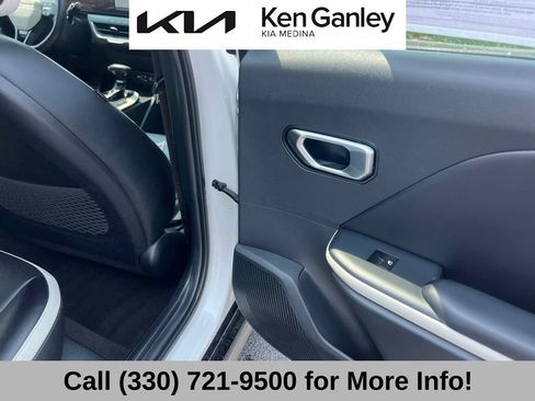 Certified 2025 Kia K4 GT-Line Turbo FWD image 51