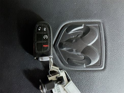 Used 2017 RAM 1500 Laramie w/ Convenience Group image 35