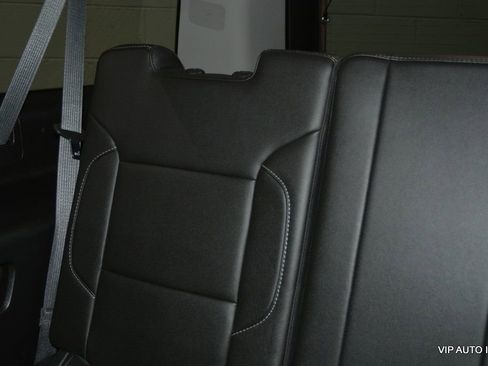 Used 2019 GMC Yukon XL SLT image 26