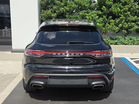 Used 2025 Porsche Macan AWD/4WD image 5