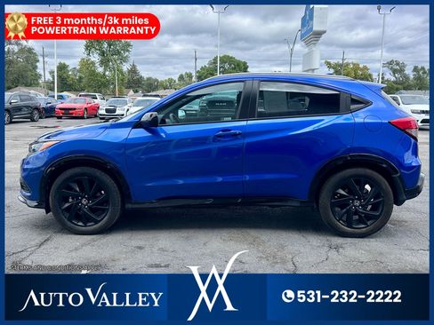 Used 2022 Honda HR-V Sport image 4