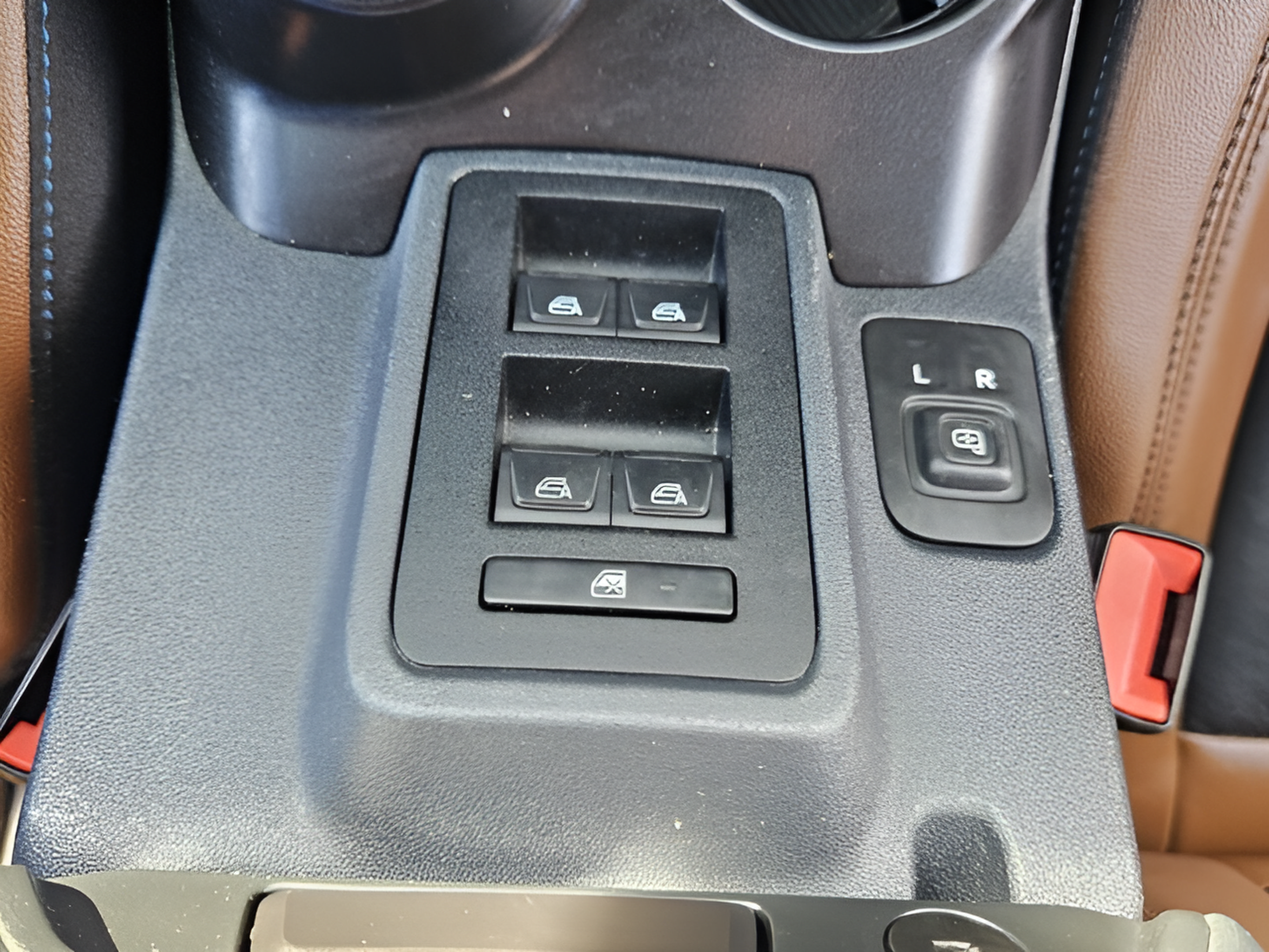 Used 2023 Ford Bronco Outer Banks AWD/4WD image 16