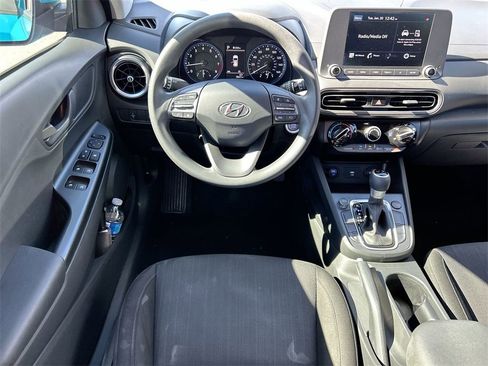 Certified 2022 Hyundai Kona SEL image 13