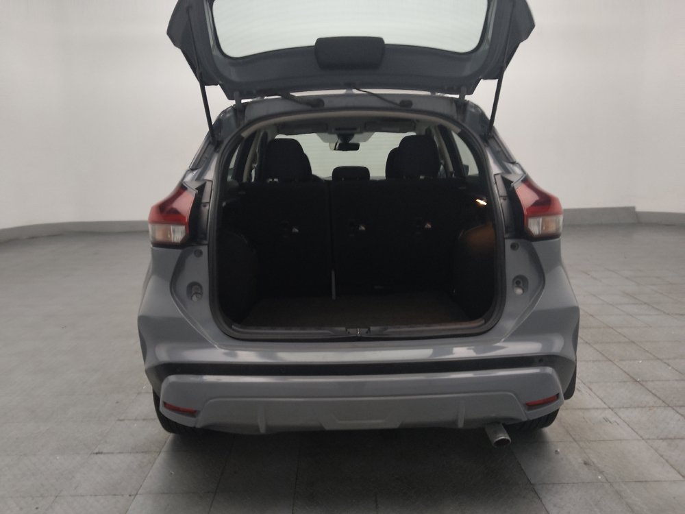 Used 2022 Nissan Kicks SV w/ Interior Electronics Package FWD image 29