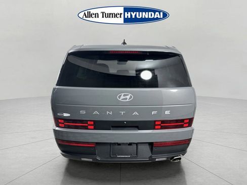 Certified 2025 Hyundai Santa Fe SE FWD image 7