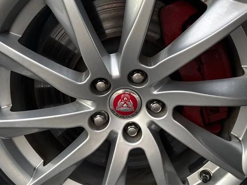 Used 2017 Jaguar F-TYPE Coupe RWD image 43