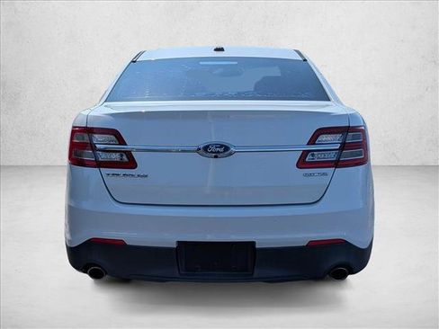 Used 2017 Ford Taurus SE FWD image 7