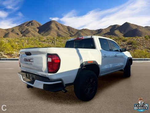 Certified 2025 GMC Canyon Elevation RWD image 4
