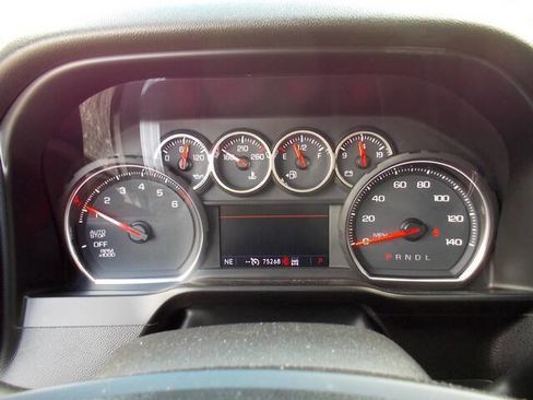 Used 2019 Chevrolet Silverado 1500 RST image 31