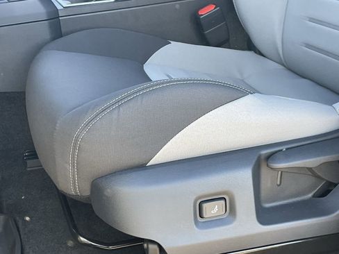 New 2025 Toyota Tacoma TRD Off-Road image 18