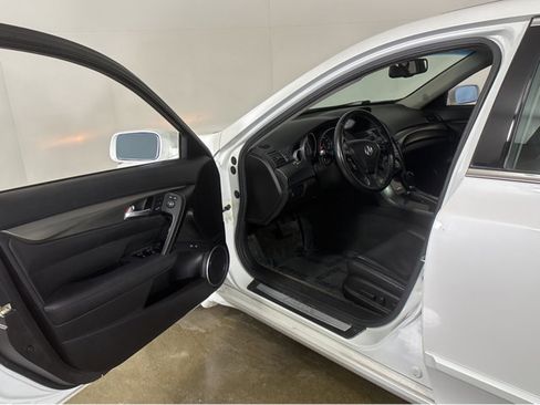 Used 2012 Acura TL image 2