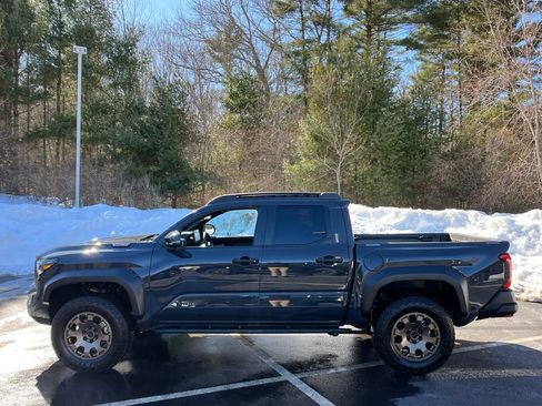 Used 2025 Toyota Tacoma Trailhunter w/ Tow Tech Package image 2