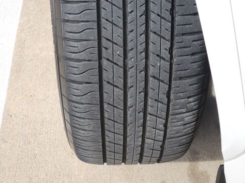 Certified 2025 Lexus LX 700h Luxury image 13