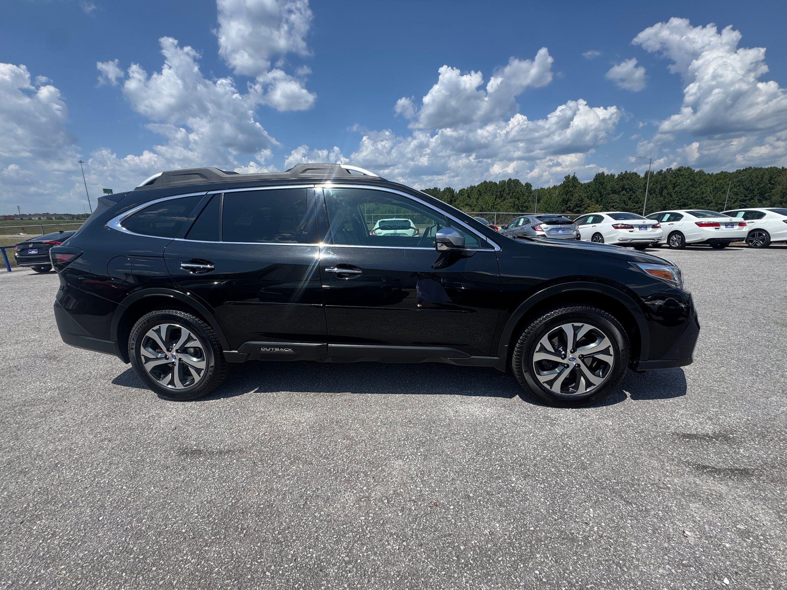 Used 2021 Subaru Outback Touring XT AWD/4WD image 1
