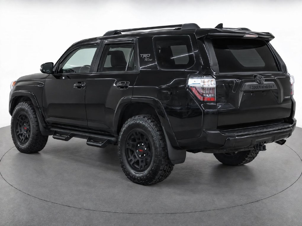 Used 2024 Toyota 4Runner TRD Off-Road Premium w/ Moonroof Package AWD/4WD image 3
