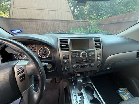 Used 2015 Nissan Armada SV AWD/4WD image 8