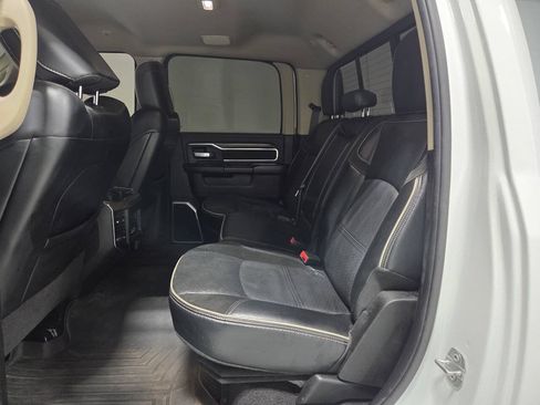 Used 2022 RAM 2500 Laramie AWD/4WD image 14